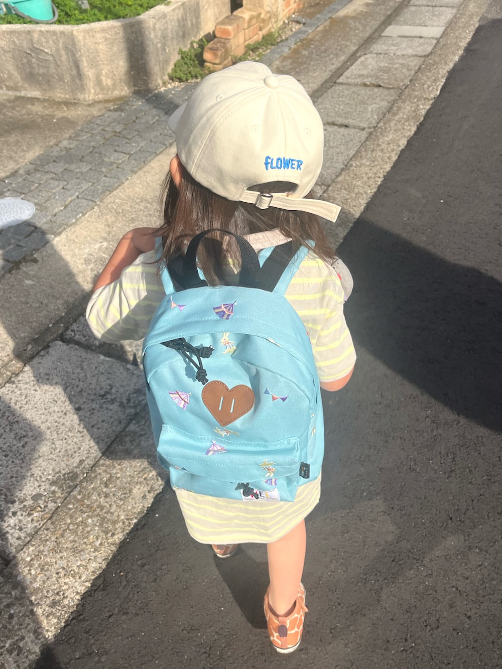 pomさんの「converse コンバース 12-15BB AS N GIRAFFESPOT V-1 ベビー オールスター N ジラフスポット V-1 37301870 BROWN（CONVERSE）」を使ったコーディネートの2枚目の写真