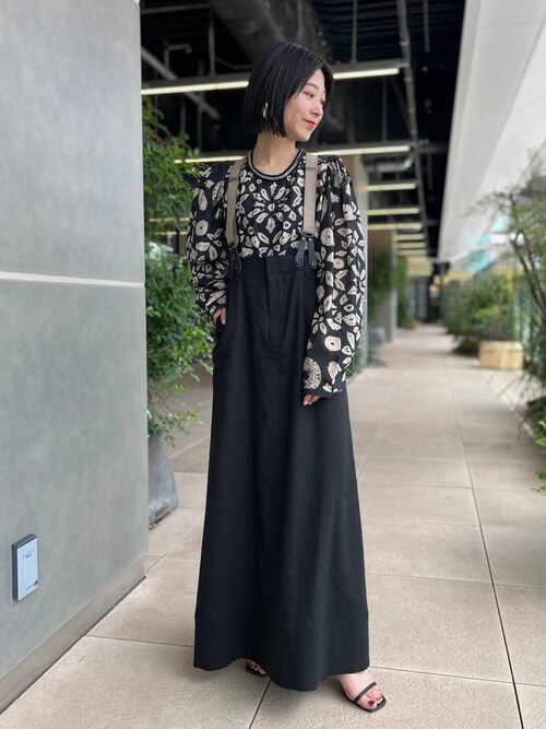 Curensology(カレンソロジー)/リネンサスペンダースカートを使った人気