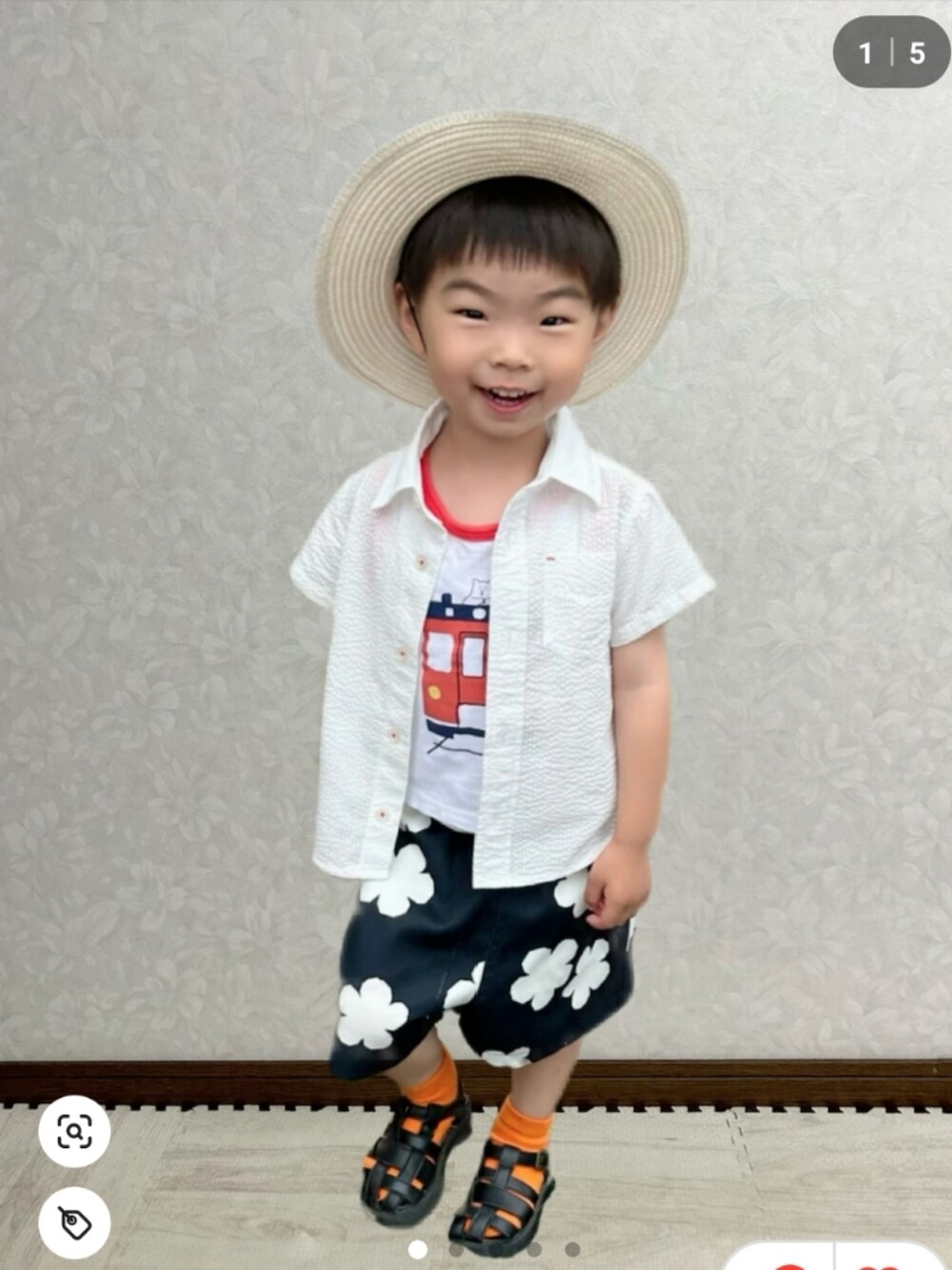 「カジュアルコーデ、休日スタイル、初夏コーデ、ショートパンツ、ハーフパンツ、シャツスタイル、おしゃれさんと繋がりたい、0歳、ベビーコーデ、赤ちゃん、カラーパンツ、むすこーで、リンクコーデ、リンリン♡きょうちゃん♡ありがと❤️、シンプルコーデ」|「♡レンレン♡きょうちゃん♡ありがと🌷のアイテム(その他、その他)」を使った、EITOさん(キッズ・70cm)の春コーディネートの3枚目の写真