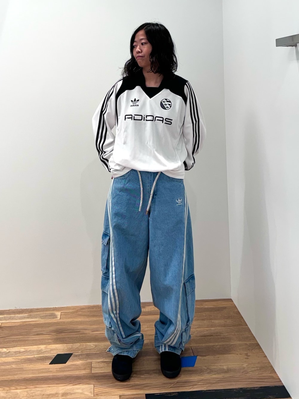 NA(アディダス オリジナルスショップ ダイバーシティ東京 プラザ