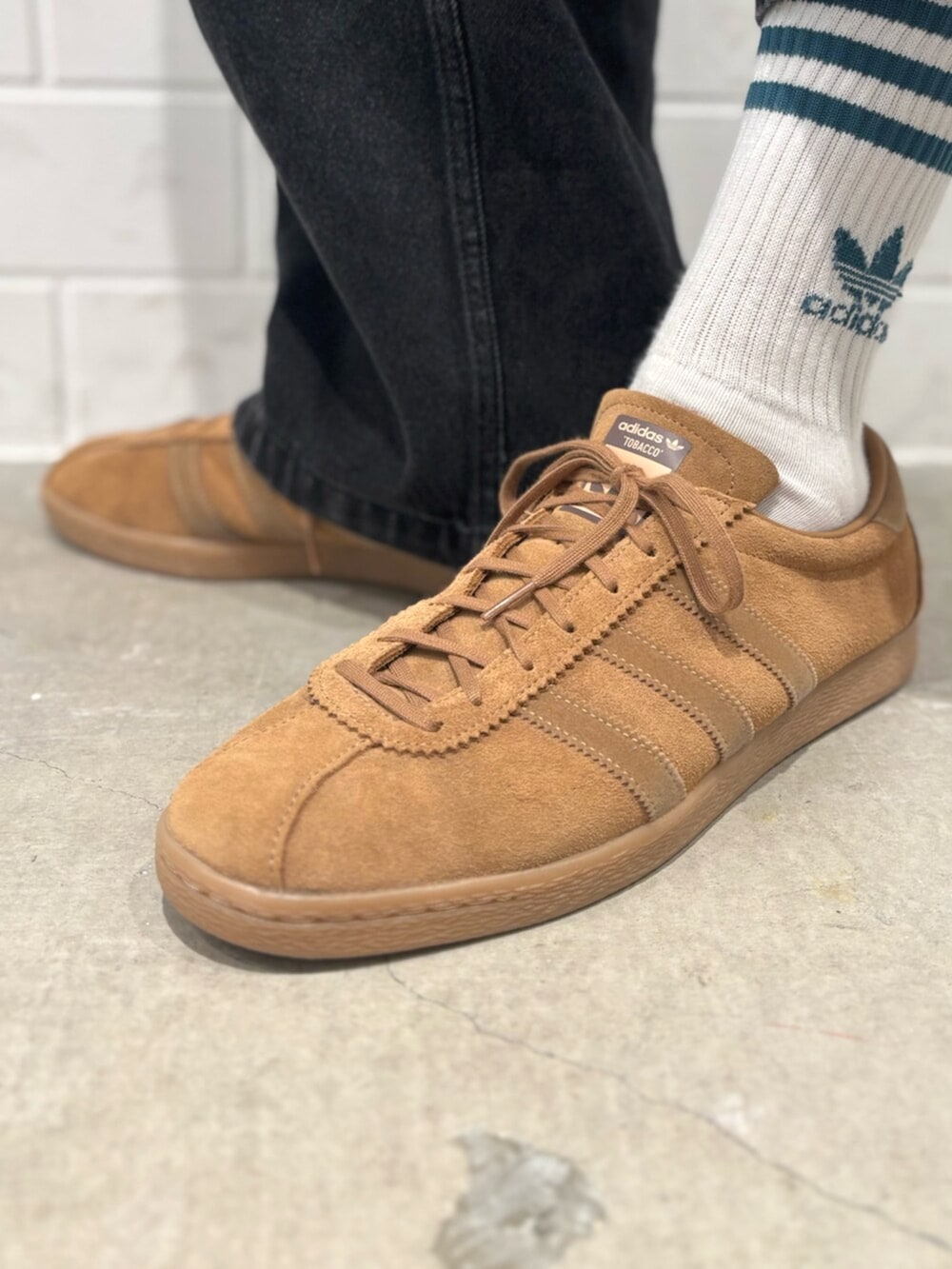 タバコ / Tobacco、アディダス オリジナルス Athletic Dept ビンテージ