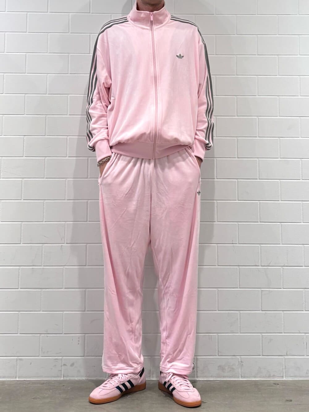 JN(アディダス オリジナルスショップ 福岡)｜adidasのスニーカーを使っ