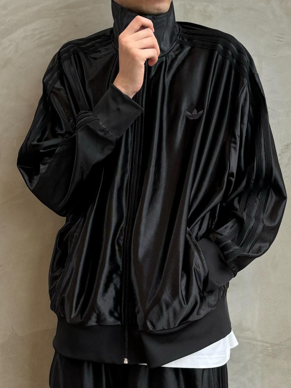 タグ付き　アディダス　トラックジャケット　Q3 OS TT 2XL ブラック タグ付き アディダス トラックジャケット Q3 OS TT 2XL ブラック Q3