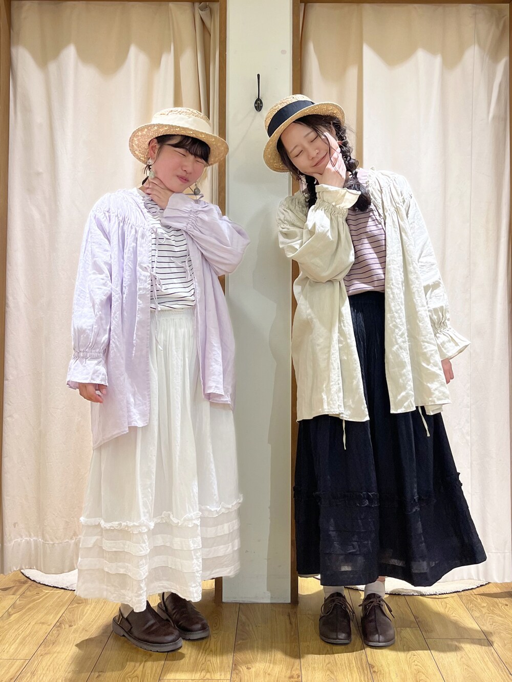 「双子コーデ、ナチュラル、ガーリー、ボーダー、チュニック、ゆるコーデ、春のNewスタイル、春コーデ、Samansa Mos2、サマンサ モスモス(Samansa Mos2)、スカート、大人カジュアル、シミラールック、ふたごコーデ、おでかけコーデ」｜「Samansa Mos2の【Water less Linen】前後2WAYギャザーチュニック（チュニック、ホワイト系）」を使った、marin.🐏さん（レディース・160cm）の春コーディネートの5枚目の写真