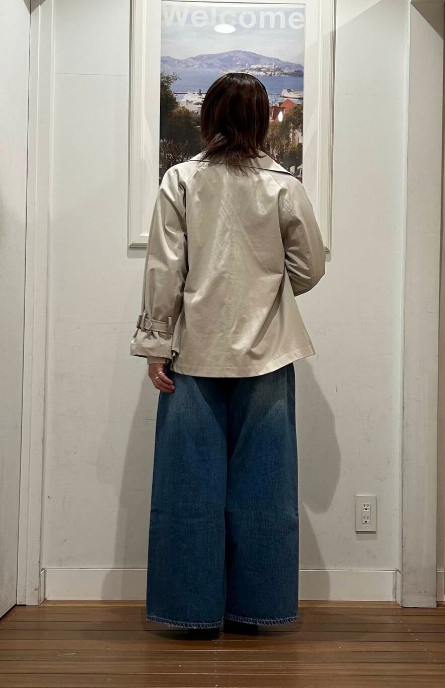 「トレンチコート、バギーデニム、春アウターコーデ、やや寒い」｜「URBAN RESEARCH Sonny Labelのバギーデニムパンツ（デニムパンツ、ブルー系）」を使った、maiさん（レディース・158cm）の春コーディネートの3枚目の写真