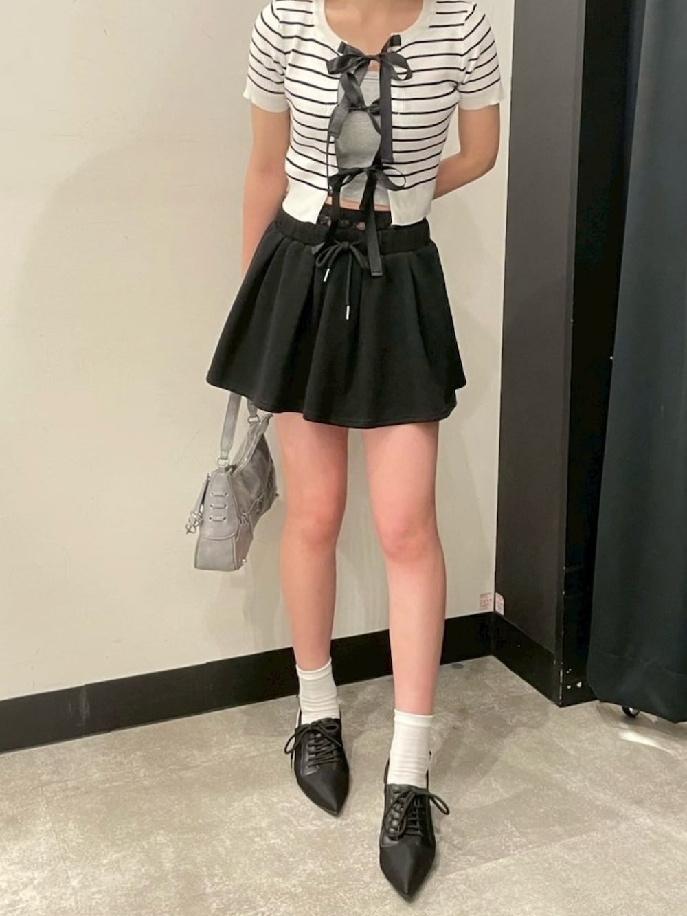 「ANAPの2WAY リボン リブ Tシャツ トップス（Tシャツ/カットソー、ホワイト系）」を使った、Hiiroさん（レディース・165cm）の夏コーディネートの2枚目の写真