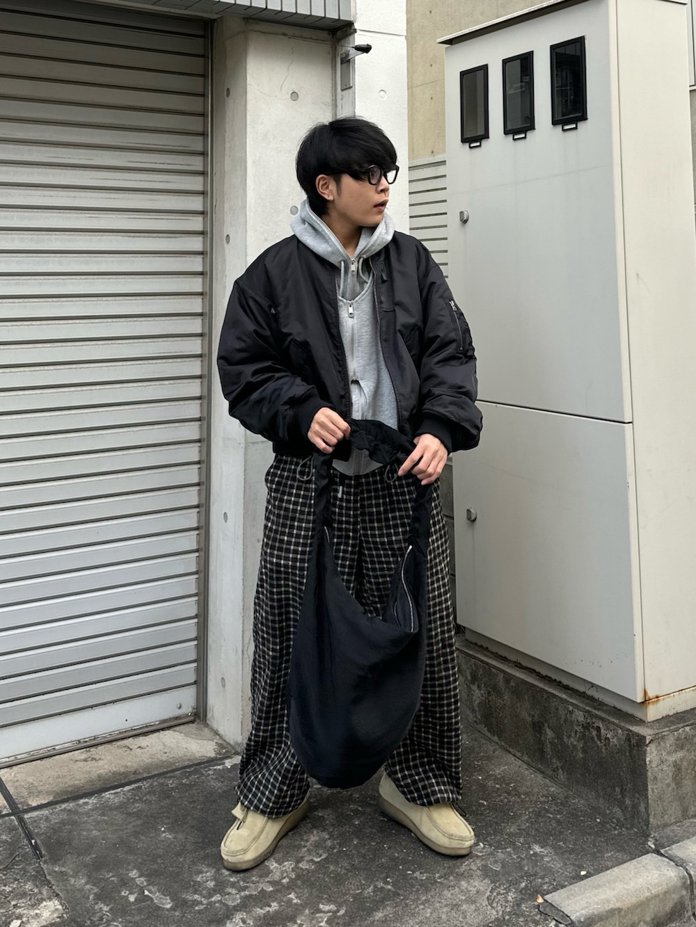 かやさんの「【F/ON】OVER SIZED SHORT MA-1 BOMBER JACKET（F/ON）」を使ったコーディネートの2枚目の写真