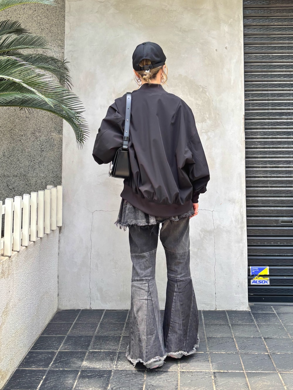 hanae maruiさんの「DankeSchon/ダンケシェーン/撥水SN POCKET BLOUSON（DANKE SCHON）」を使ったコーディネートの4枚目の写真