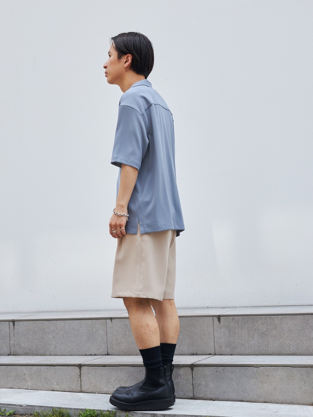 「このスタイルがお気に入り、夏、シャツスタイル」｜「cityのGEORGETTE  OPEN COLLAR SHIRTS S/S（シャツ/ブラウス、グレー系）」を使った、yoshidaさん（メンズ・169cm）の夏コーディネートの2枚目の写真