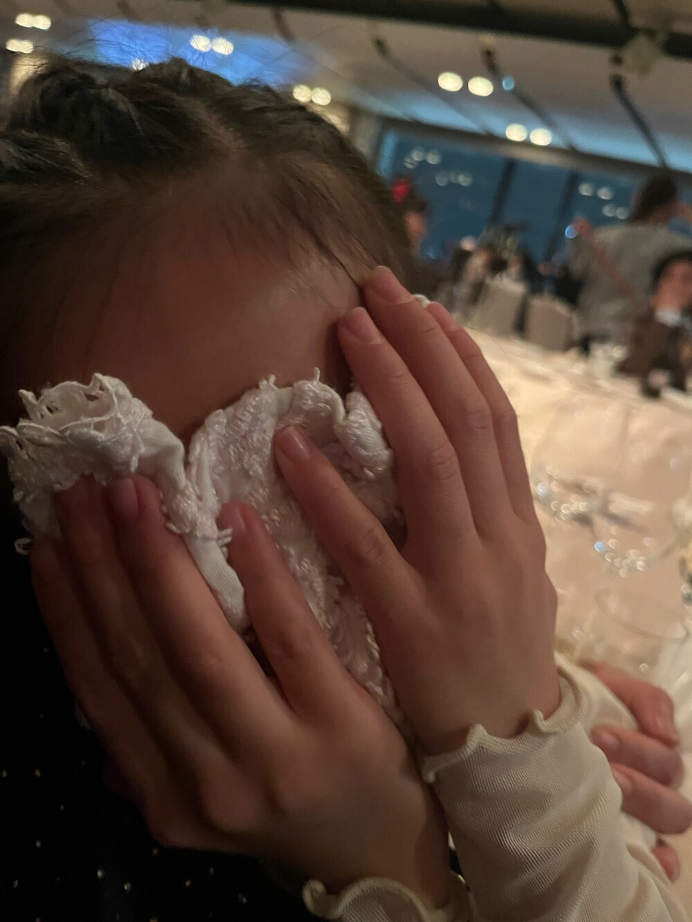 「春服みてみて、お祝いコーデ、結婚式コーデ、セットアップ、シースルー、おめでとう、レイヤードスタイル」｜「ZARA KIDSのアイテム（トップス、ブラック系）」を使った、miperoさん（キッズ・130cm）の春コーディネートの5枚目の写真