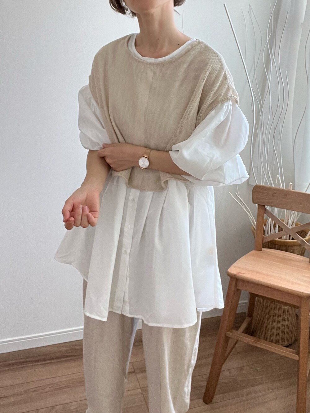 「休日コーデ、大人かわいい、大人ガーリー、プチプラコーデ、お洒落さんとつながりたい」｜「CORNERSのボリュームスリーブ2wayブラウス（シャツ/ブラウス、ホワイト系）」を使った、❁ a i  ❁さん（レディース・158cm）の夏コーディネートの5枚目の写真