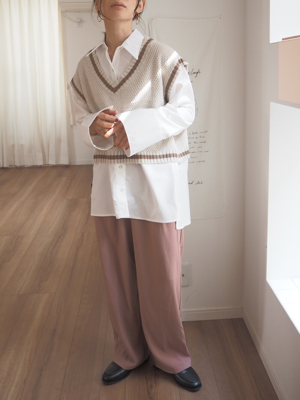 「春服デビュー宣言、春服、春服みてみて、着回しコーデ、パンツコーデ、カラーパンツ」｜「ECRIREのベルスリーブBL（シャツ/ブラウス、ホワイト系）」を使った、❁ a i  ❁さん（レディース・158cm）の春コーディネートの4枚目の写真