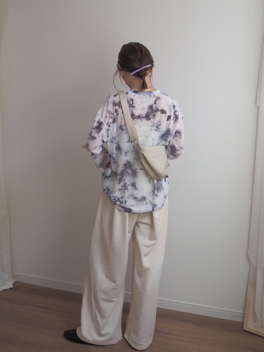 「休日コーデ、カジュアルコーデ、ラクチンコーデ」｜「deux amourのシアー柄長袖トップス（その他トップス、グレー系）」を使った、❁ a i  ❁さん（レディース・158cm）の春コーディネートの4枚目の写真
