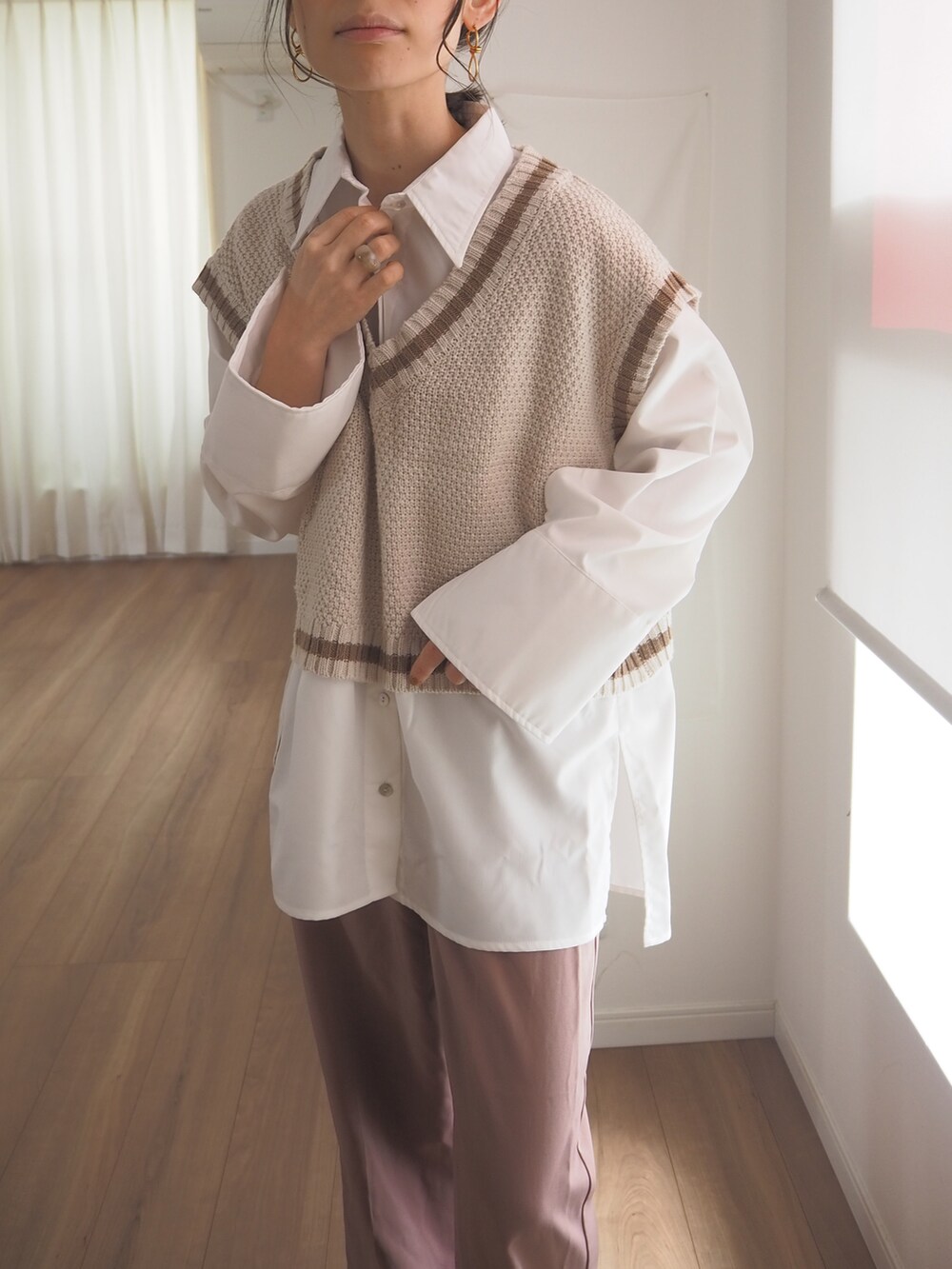 「春服デビュー宣言、春服、春服みてみて、着回しコーデ、パンツコーデ、カラーパンツ」｜「ECRIREのベルスリーブBL（シャツ/ブラウス、ホワイト系）」を使った、❁ a i  ❁さん（レディース・158cm）の春コーディネートの5枚目の写真