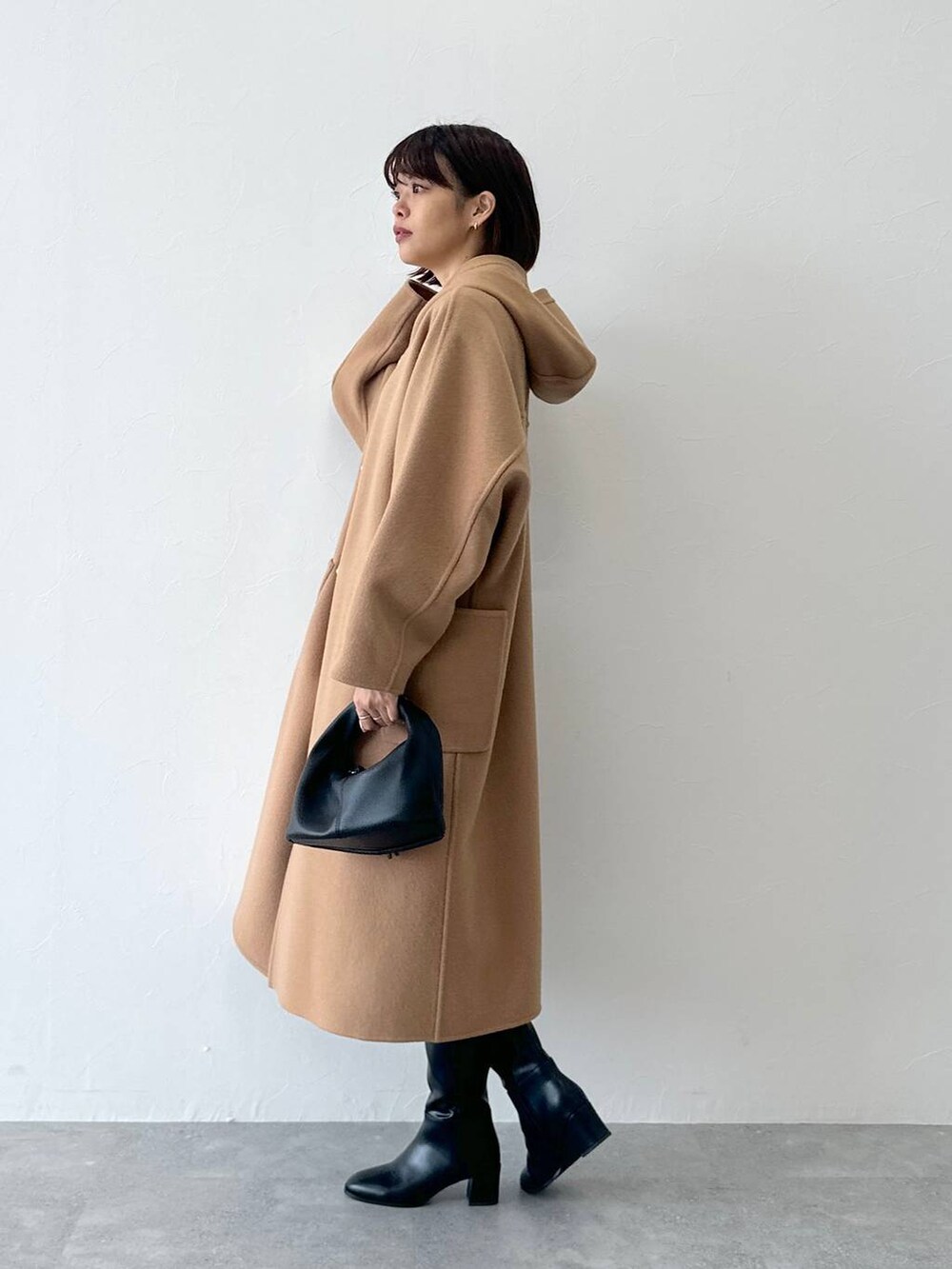 「高身長、ワントーン、カジュアル、コート、バッグ、テーマパーク、女子会、SNAP_apart by lowrys、apart by lowrys、ブーツ、デート/ロマンティック」｜「A part byのスーパ100ウールダッフルコート（ダッフルコート、ブラウン系）」を使った、ａｉｋａさん（レディース・168cm）の秋コーディネートの2枚目の写真