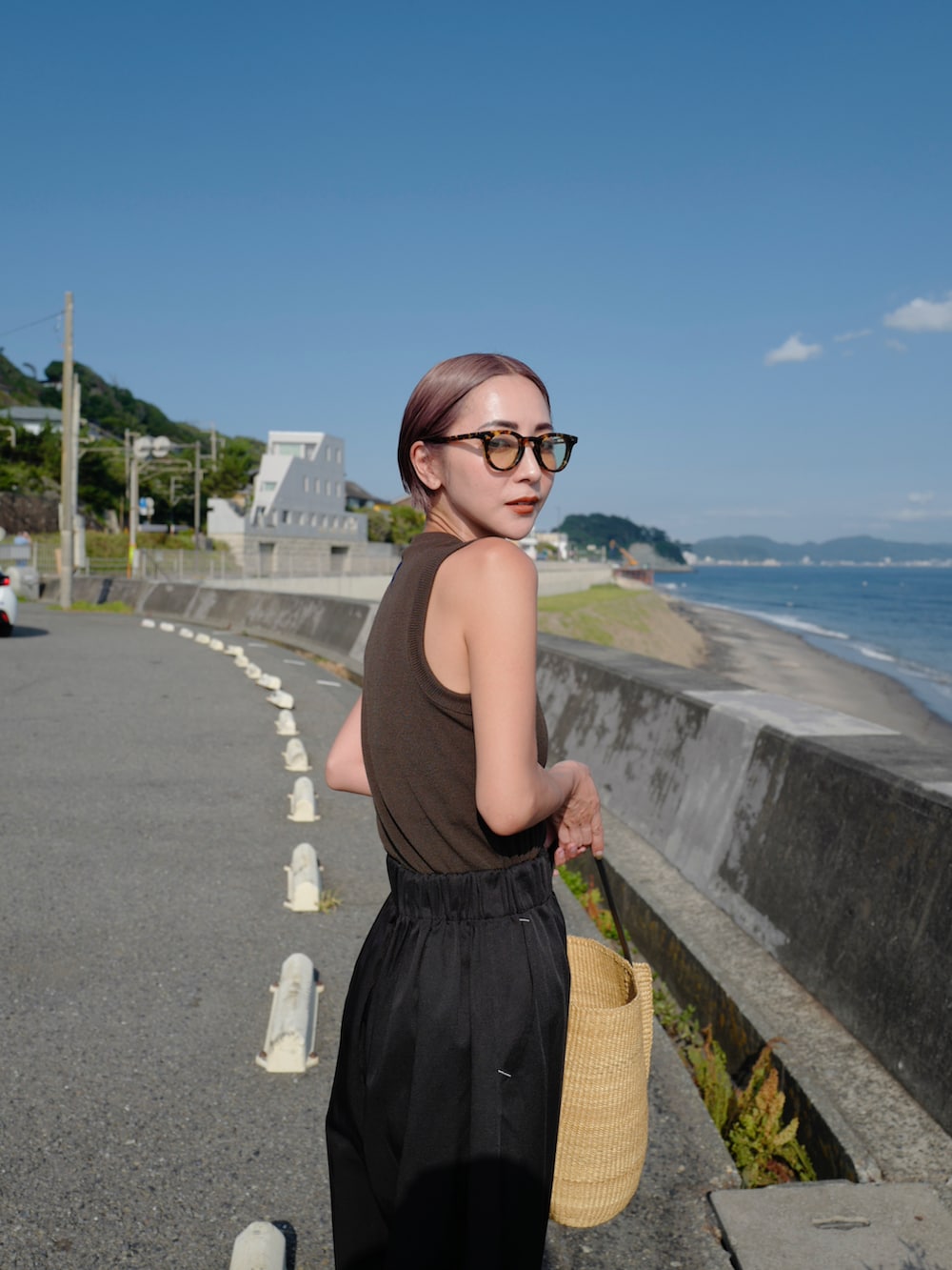 【新品札付き】OMMO荻原桃子　ノースリーブミドルMA1 黒 OMMO NO SLEEVE MIDDLE MA1 ノースリーブミドル荻原桃子