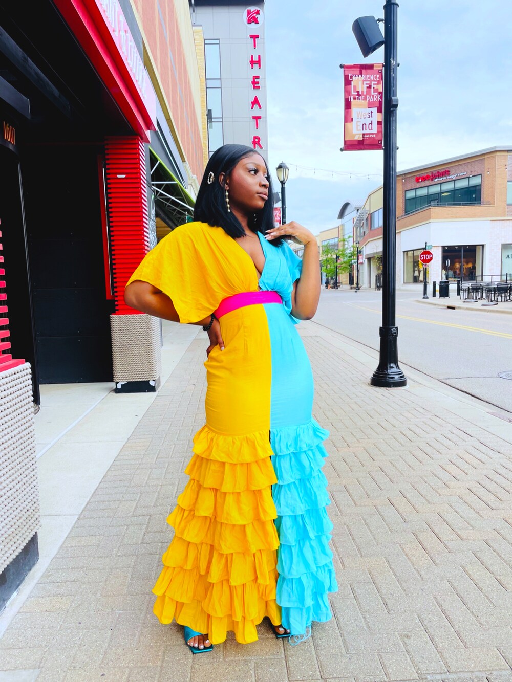 その他のワンピースを着用したレディースの夏コーディネートの4枚目の写真