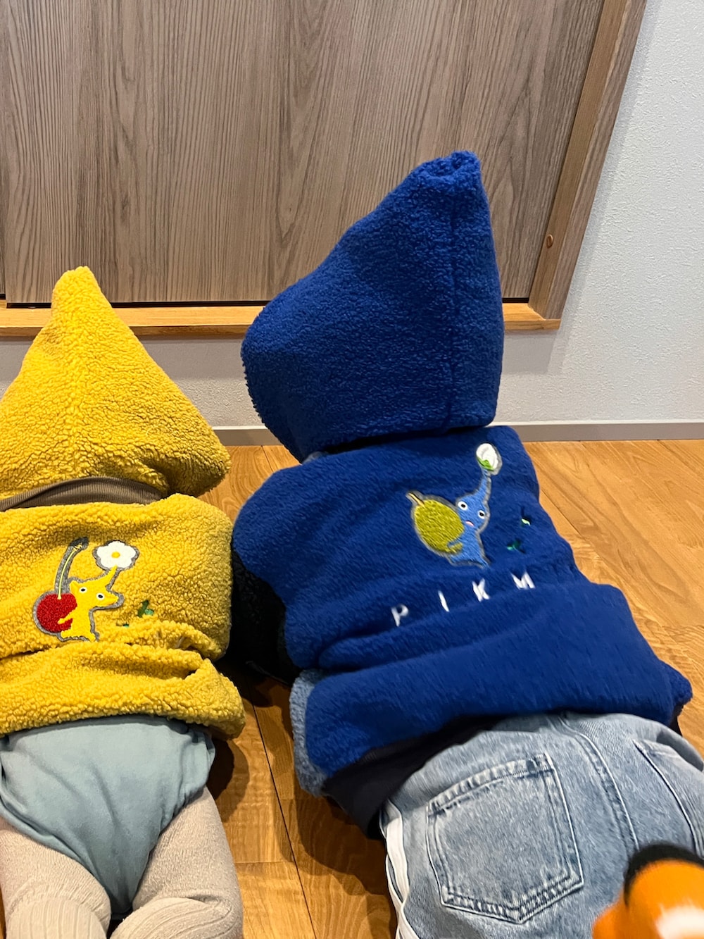 「BREEZEの【ピクミン】リバーシブルボアブルゾン（ブルゾン、イエロー系）」を使った、t.i.sさん（キッズ・122cm）の夏コーディネートの2枚目の写真