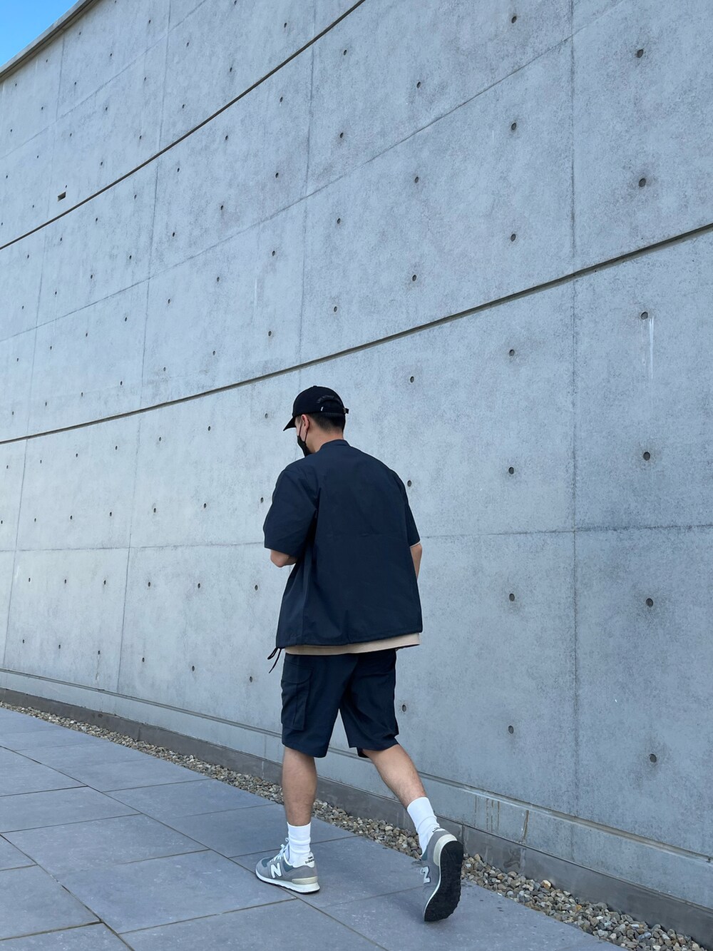 「New Balance、summer、boy」｜「NEW BALANCEのアイテム（シューズ、シルバー系）」を使った、Dodsonさん（メンズ）の夏コーディネートの2枚目の写真