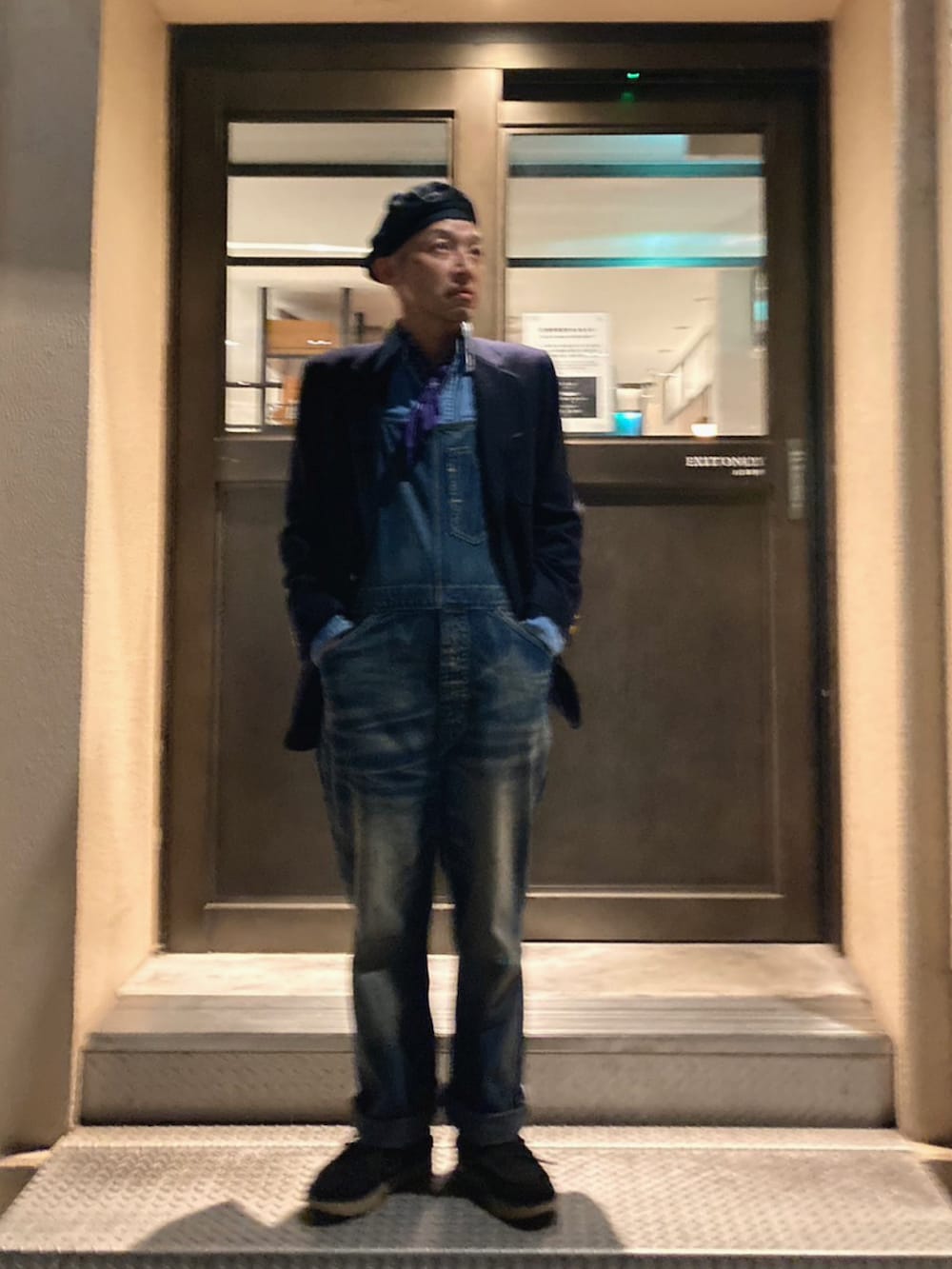「秋服、秋服準備はじめました、カジュアルコーデ、大人コーデ、メンズファッション、秋のコーデ、パープル、服好きな人と繋がりたい、古着好きな人と繋がりたい、オーバーオール」｜「RRLのアイテム（サロペット/オーバーオール、ブルー系）」を使った、ひろまるさん（メンズ・170cm）の秋コーディネートの2枚目の写真