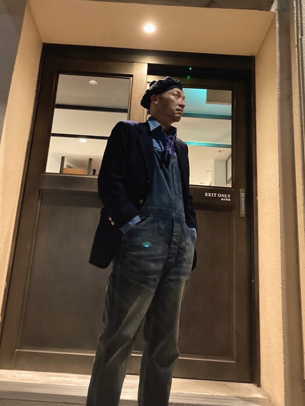 「秋服、秋服準備はじめました、カジュアルコーデ、大人コーデ、メンズファッション、秋のコーデ、パープル、服好きな人と繋がりたい、古着好きな人と繋がりたい、オーバーオール」｜「RRLのアイテム（サロペット/オーバーオール、ブルー系）」を使った、ひろまるさん（メンズ・170cm）の秋コーディネートの3枚目の写真