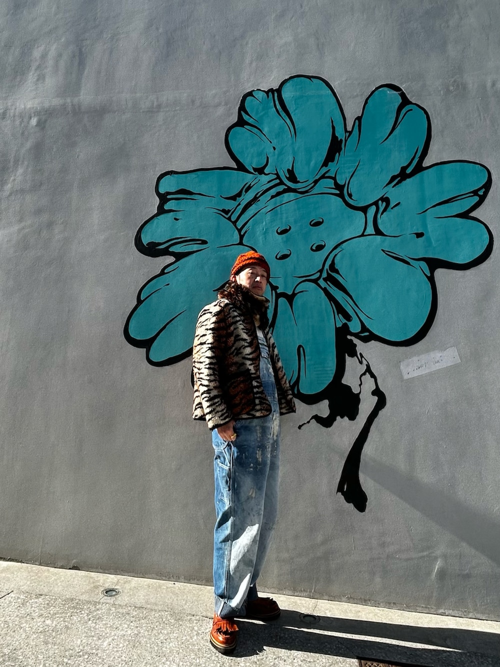 ブルー系のつなぎ/オールインワン、その他のその他アウターを着用したメンズの冬コーディネートの5枚目の写真