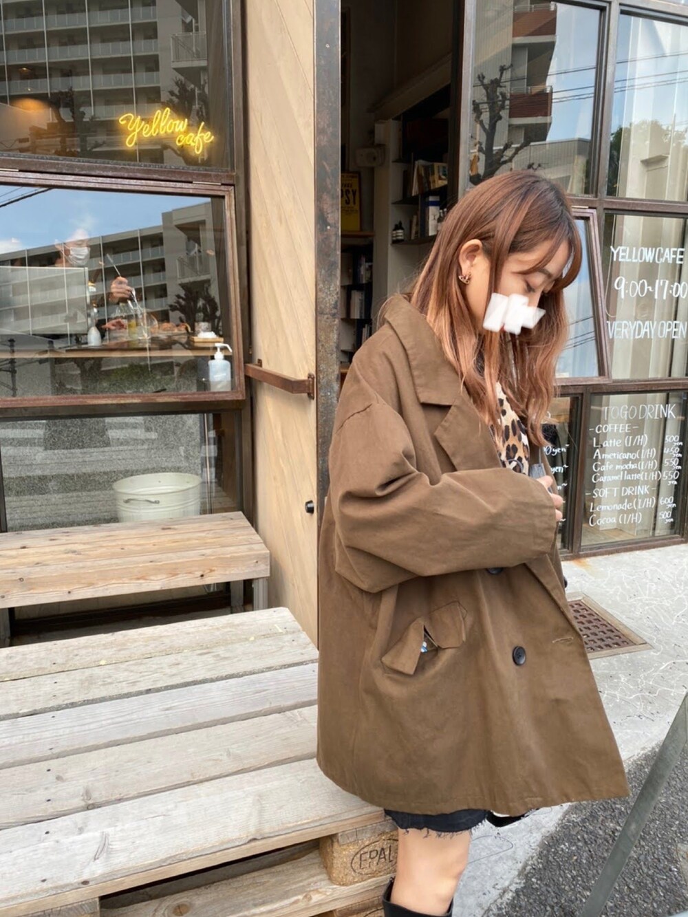 「LouisVuitton、ボウタイ、ジャケット、ロングブーツ、ハーフパンツ、私の推しブランド、オトナカジュアル、低身長、いいね、save、フォローお願いします🤑」｜「VUITTON展のアイテム（その他、その他）」を使った、、さん（レディース・156cm）の冬コーディネートの3枚目の写真