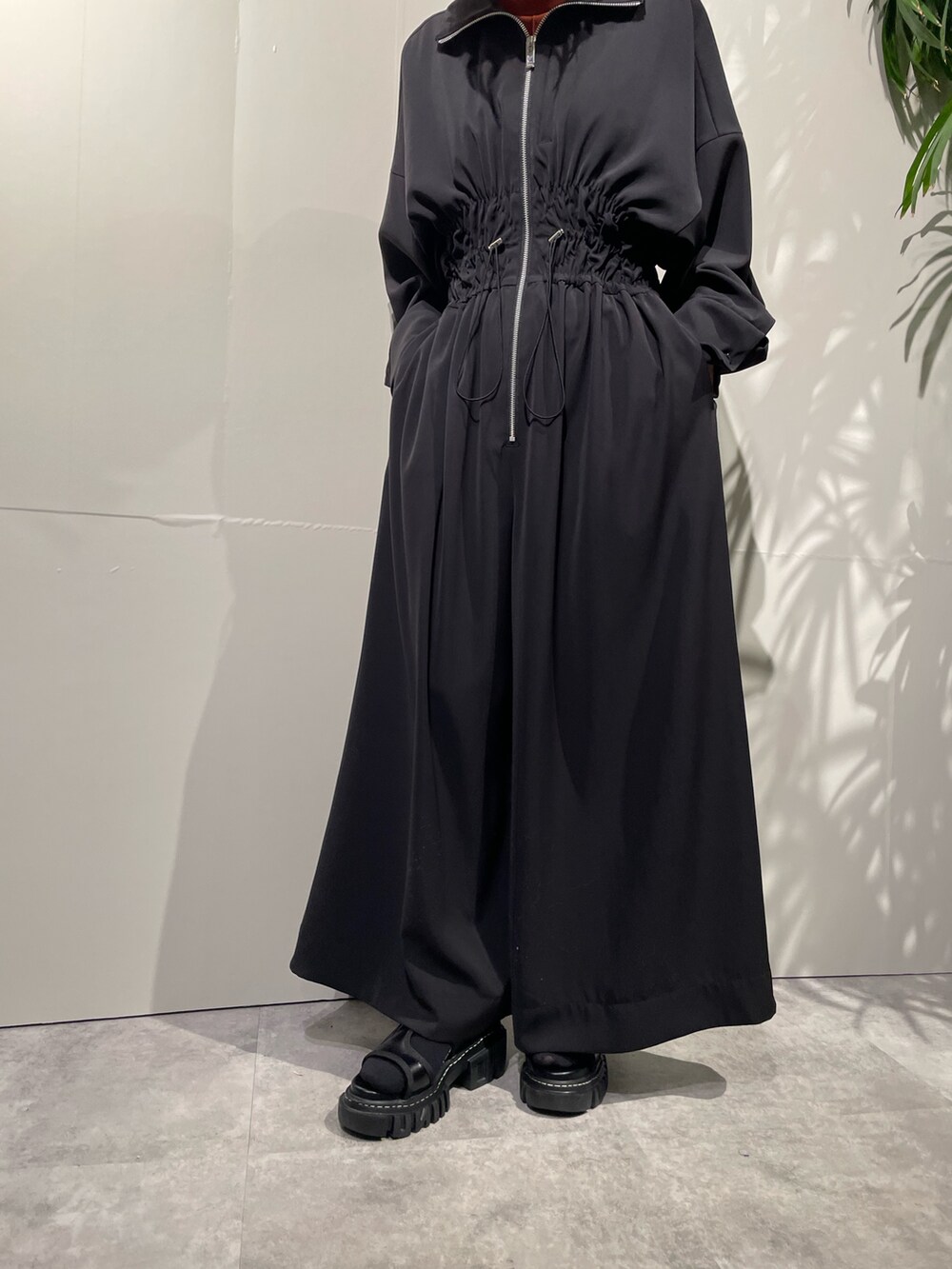 WAVE SHIRRING JUMP SUIT / ウェーブシャーリングジャンプスーツを使っ
