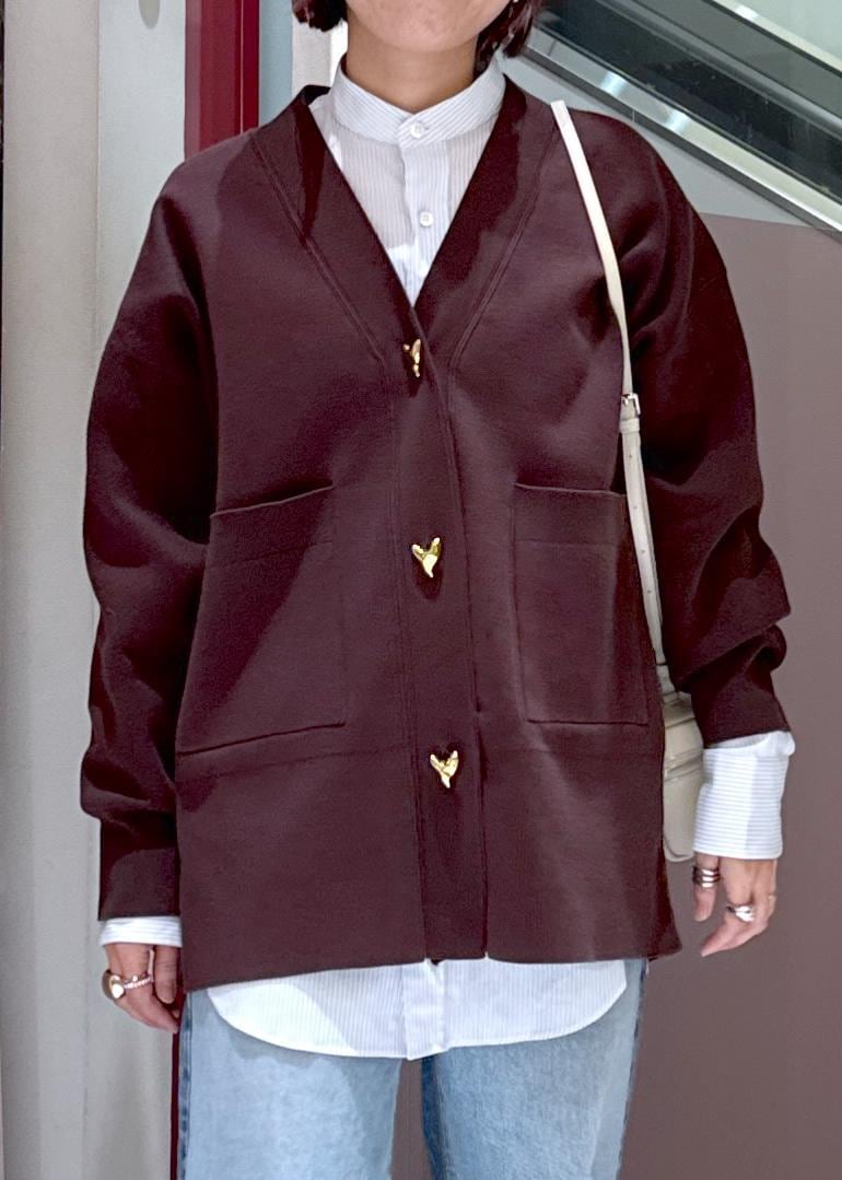 「HOMME girls、オムガール、バンドカラーシャツ、シャツ、バニティバッグ、ニードバイ、デニム、デニムコーデ、25ss、25ss春の新作、ママ、ママコーデ、休日コーデ、初春コーデ、お出かけコーデ」|「NEEDBY heritageの【NEEDBY for ADAM ET ROPE'】別注LUNA WIDE STRAIGHT(デニムパンツ、ブルー系)」を使った、KUBOTAさん(レディース・159cm)の冬コーディネートの8枚目の写真