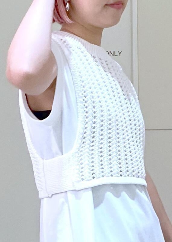 「KNOWHOW jewelry、BIGOTRE、ビゴター、ノウハウジュエリー、ハーフパンツ、デニムハーフパンツ、メッシュベスト、メッシュ、カットワンピ、24SS、24SS夏の新作、24SS春の新作、大人かわいい、休日コーデ、梅雨コーデ」|「ADAM ET ROPE'のウォータープルーフソックスロングブーツ(ブーツ、ブラック系)」を使った、KUBOTAさん(レディース・159cm)の春コーディネートの7枚目の写真