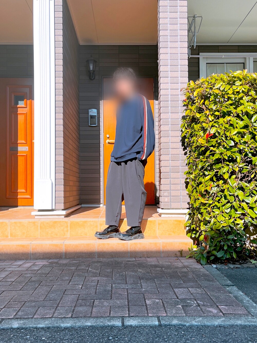 「シンプルコーデ」｜「WYM × ATTACHMENTの【ATTACHMENT × WYM】3TUCK WIDE TAPERED PANTS（その他パンツ、グレー系）」を使った、maru.05さん（メンズ・167cm）の冬コーディネートの2枚目の写真
