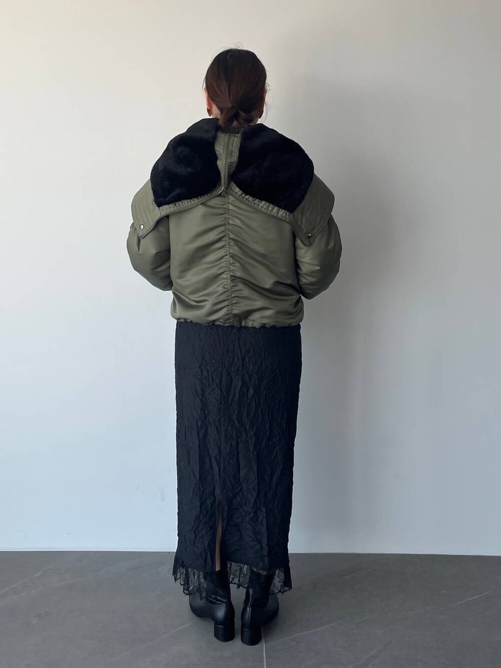 「ゆったり、ベーシック/シンプル、LOWRYS FARM、ローリーズスタイル_LOWRYS FARM、yuw」｜「LOWRYS FARMのストレッチヒールブーツ　140507（ブーツ、ブラック系）」を使った、pecoさん（レディース・166cm）の秋コーディネートの3枚目の写真