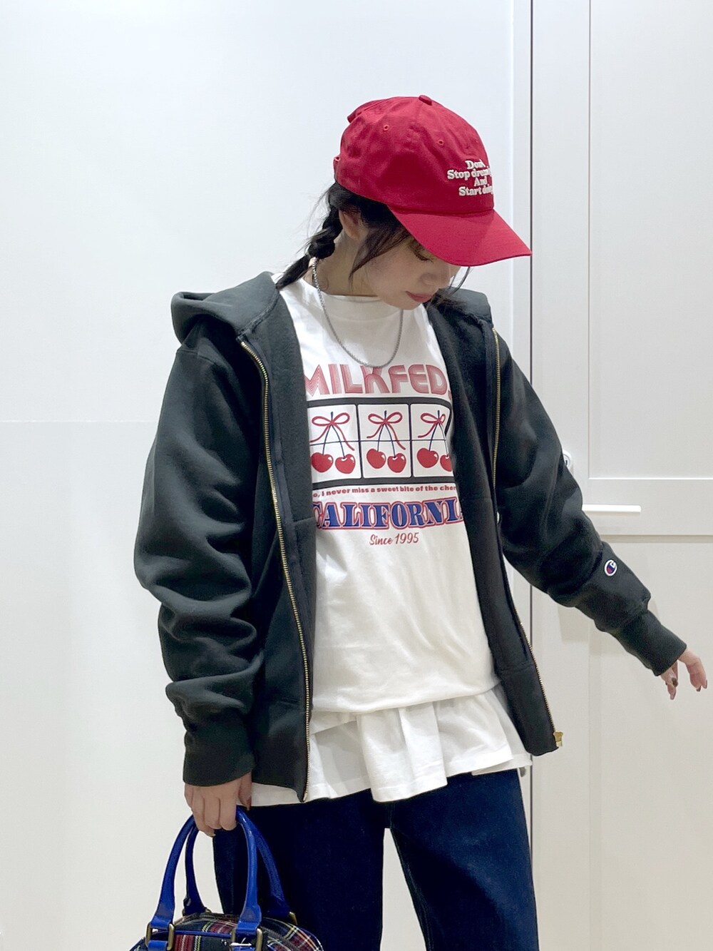ãã¯ã€ãç³»ã®Tã·ã£ã/ã«ãããœãŒãã°ã¬ãŒç³»ã®ããŒã«ãŒããã«ãŒç³»ã®ããã ãã³ããççšããã¬ãã£ãŒã¹ã®ç§ã³ãŒãã£ããŒãã®5æç®ã®åç