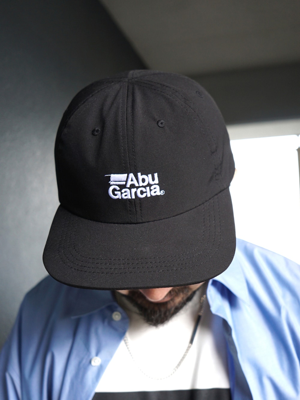 「ショートパンツ、Tシャツ、nonnative、UNUSED、TIMEX、IS-NESS、LARRY SMITH、careering、stein、ABU GARCIA」｜「steinのアイテム（シャツ/ブラウス、ブルー系）」を使った、ARKnets STAFFさん（メンズ・173cm）の夏コーディネートの2枚目の写真