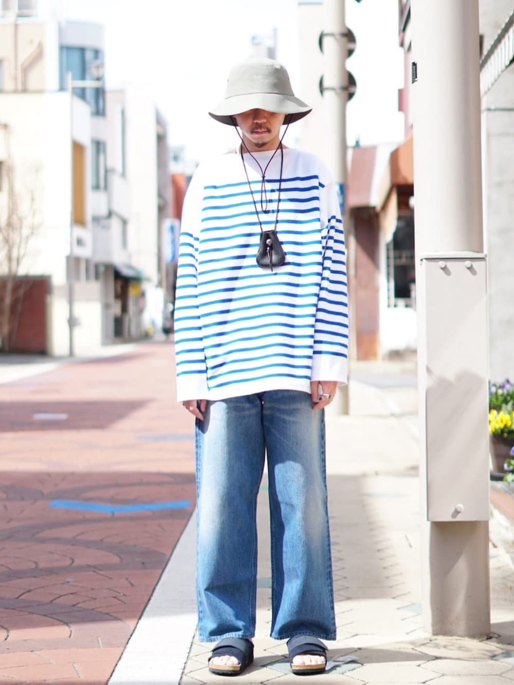 「モッズコート、REMI RELIEF、ARC'TERYX、birkenstock、orcival、hat、春アウター、パステル映える春、CIOTA、REMI RELIEF NAVY LABEL」｜「ARC'TERYXのアイテム（ハット、グリーン系）」を使った、ARKnets STAFFさん（メンズ・178cm）の春コーディネートの2枚目の写真