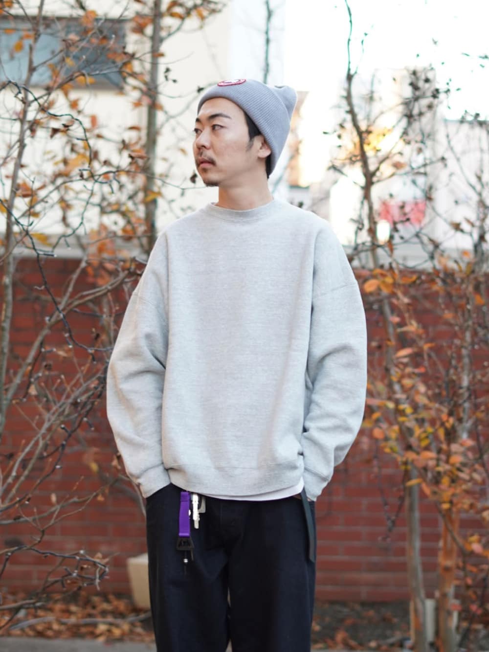 「スウェット、デニム、モッズコート、ニット帽、スニーカーコーデ、デニムパンツ、RED WING、ブラックデニム、オトナカジュアル、REMI RELIEF NAVY LABEL、REMI RELIEF、Buzz Rickson、ARC'TERYX、CIOTA」|「Buzz Rickson'sのアイテム(モッズコート、グリーン系)」を使った、ARKnets STAFFさん(メンズ・178cm)の冬コーディネートの3枚目の写真
