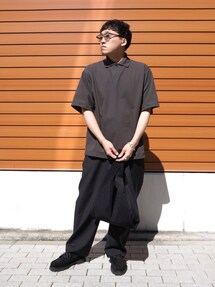 ポロシャツを使った「ノーカラージャケット」の人気ファッション