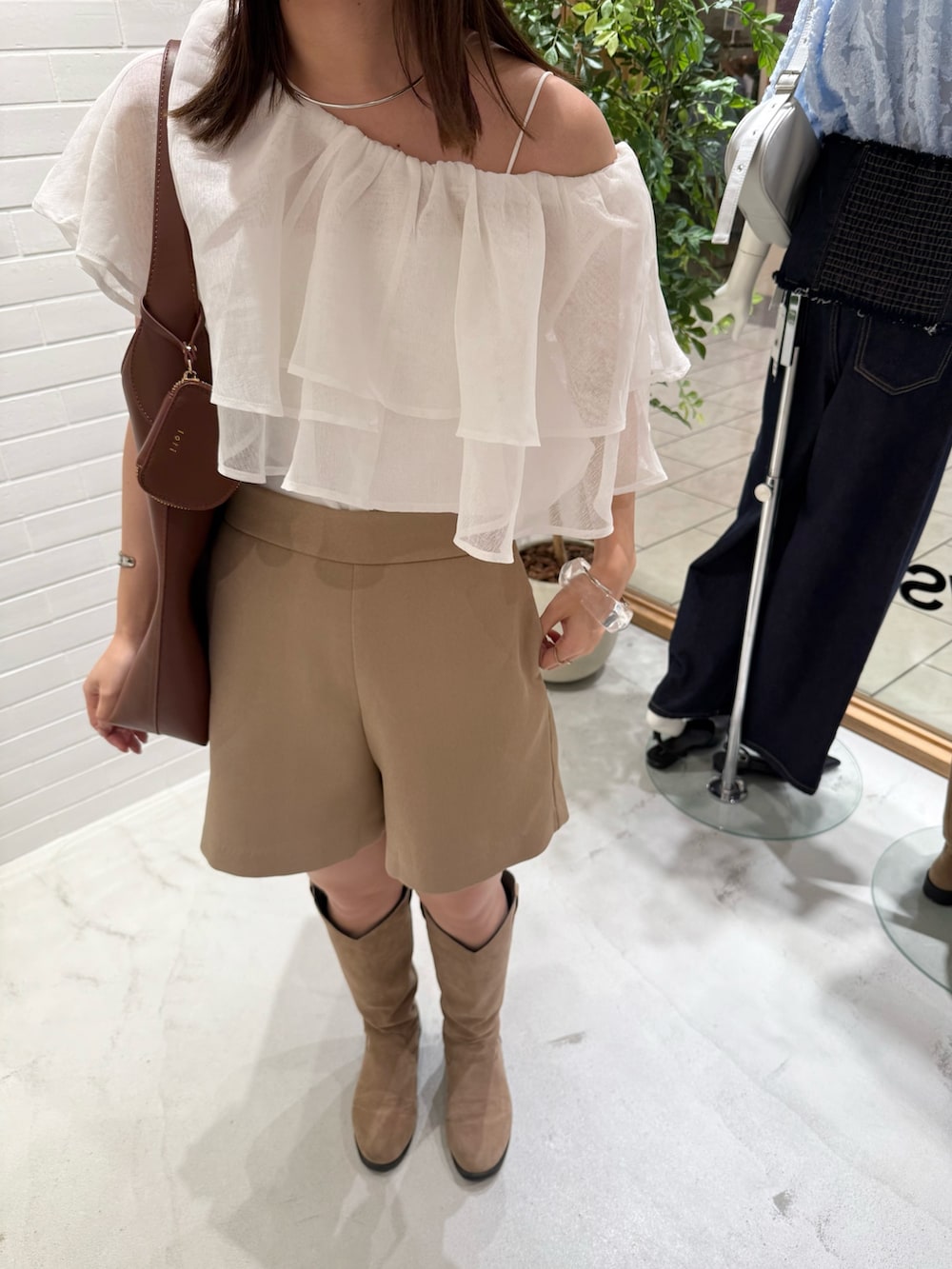 hiyoriさんの「ベーシックショートパンツ（mystic）」を使ったコーディネートの4枚目の写真