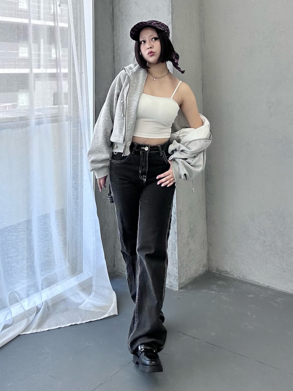 「大人カジュアル、最近のいい感じコーデ、春、夏ファッション、デニム、ootd、低身長女子」｜「Bershkaのアイテム（デニムパンツ、ブラック系）」を使った、れなぴさん（骨格ストレート・レディース・150cm）の春コーディネートの3枚目の写真