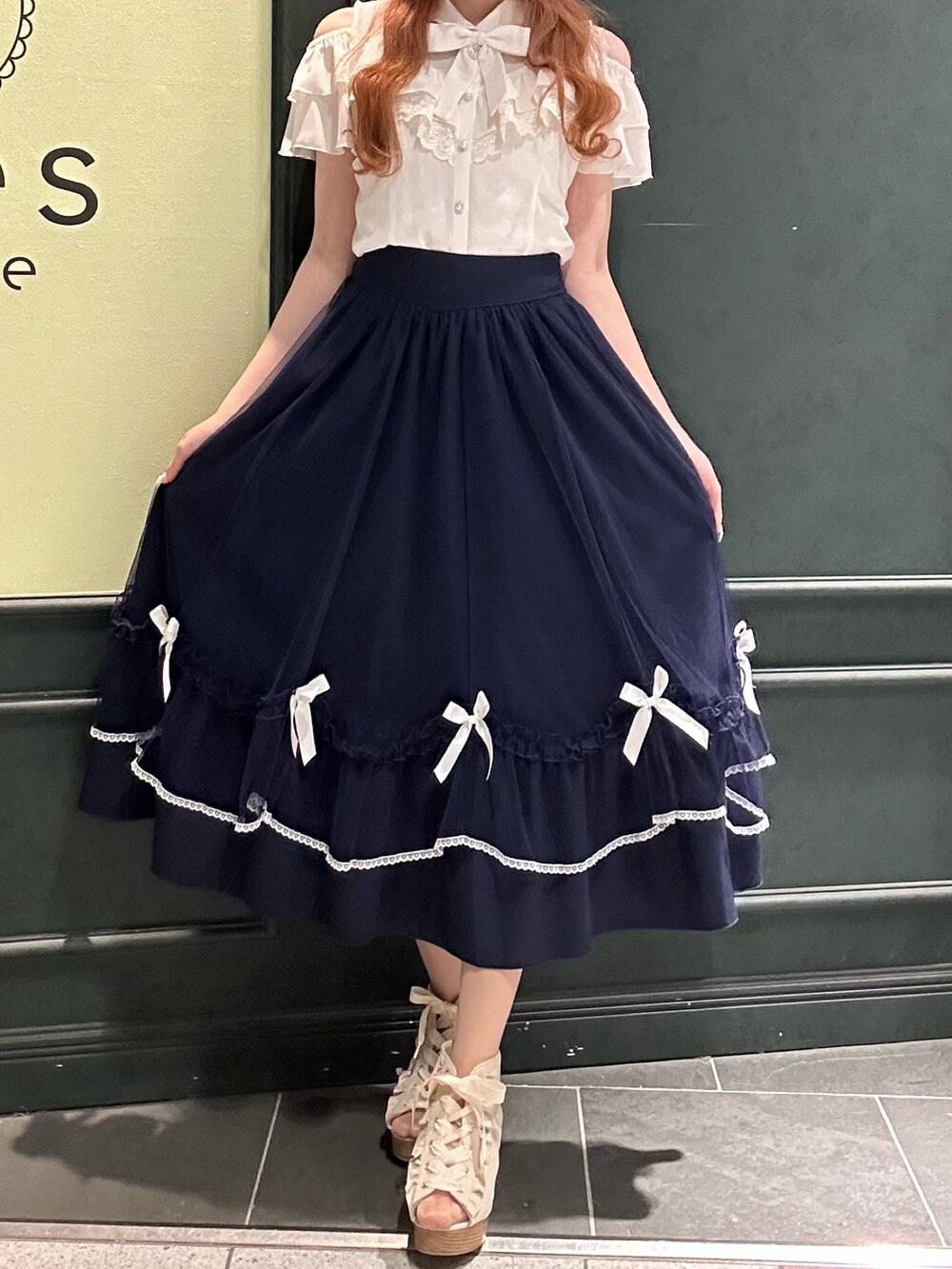 「axes femme POETIQUE、マリン、マリンコーデ、夏コーデ、海コーデ、海」|「axes femme POETIQUEのマリンチャームリボンブラウス(シャツ/ブラウス、ホワイト系)」を使った、まみ 🎀さん(骨格ナチュラル・レディース・167cm)の夏コーディネートの6枚目の写真