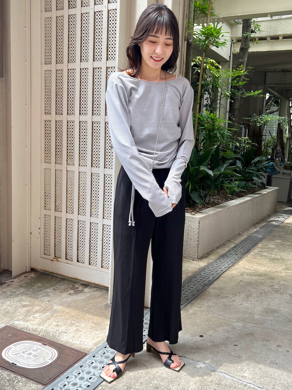 harunaさんの「ドロストラッシュガード（CAPRICIEUX LE'MAGE）」を使ったコーディネートの2枚目の写真