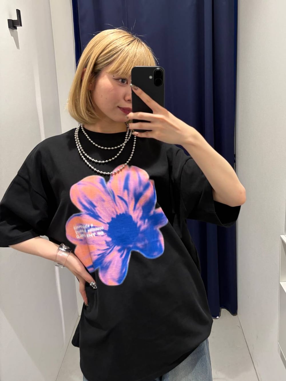 「ストリート、PAGEBOY、PBLIM、ガーリー、個性派、モード、レイヤードスタイル、メンズライク、カジュアル」｜「PAGEBOYのプラットチャンキースニーカー（スニーカー、ブラック系）」を使った、pisさん（レディース・157cm）の夏コーディネートの3枚目の写真