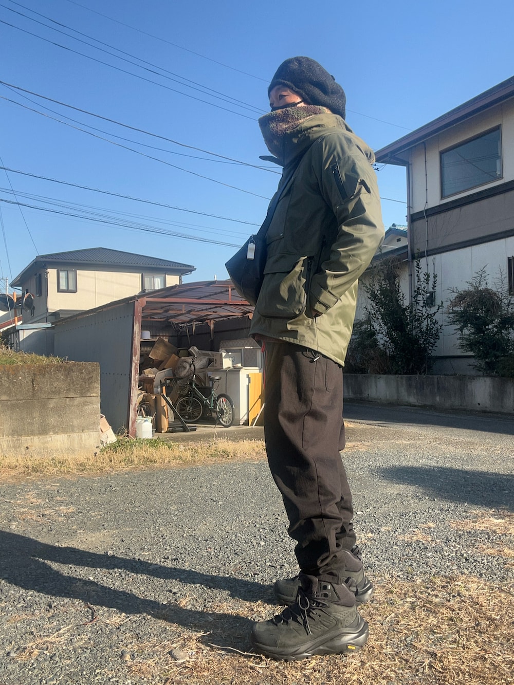「glambのBrushed Knit Beret / ニットベレー（ハンチング/ベレー帽、ブラック系）」を使った、たろじゅんさん（メンズ・168cm）の冬コーディネートの2枚目の写真