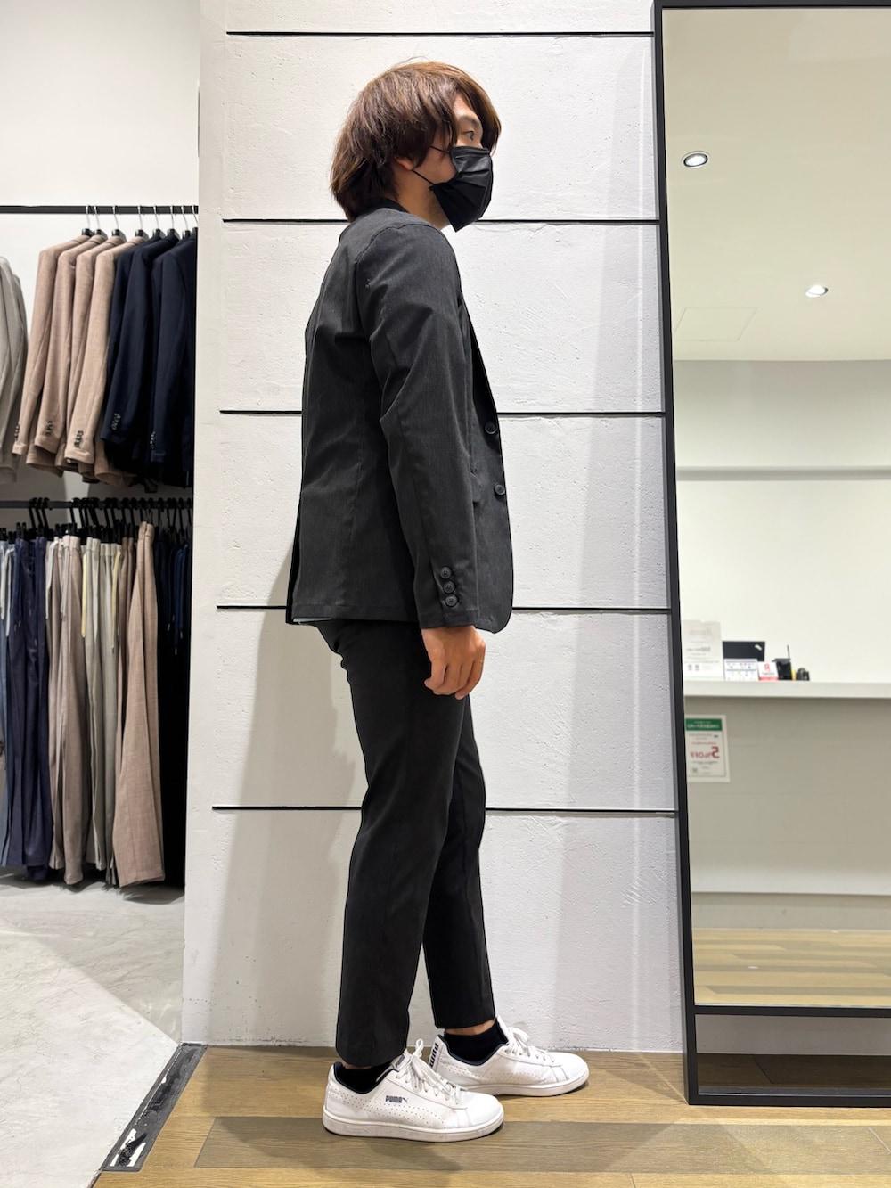 kentaさんの「【セットアップ対応】COOL DRYMAX ジャケット（ABAHOUSE GRAY）」を使ったコーディネートの3枚目の写真