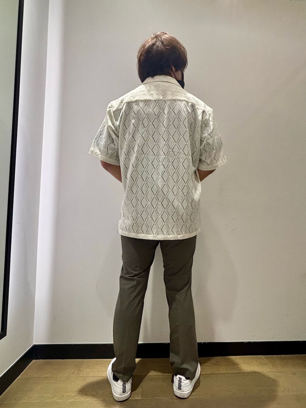 kentaさんの「【AH ABAHOUSE】ダイヤ柄 シアーストレッチ 半袖シャツ（AH ABAHOUSE）」を使ったコーディネートの2枚目の写真
