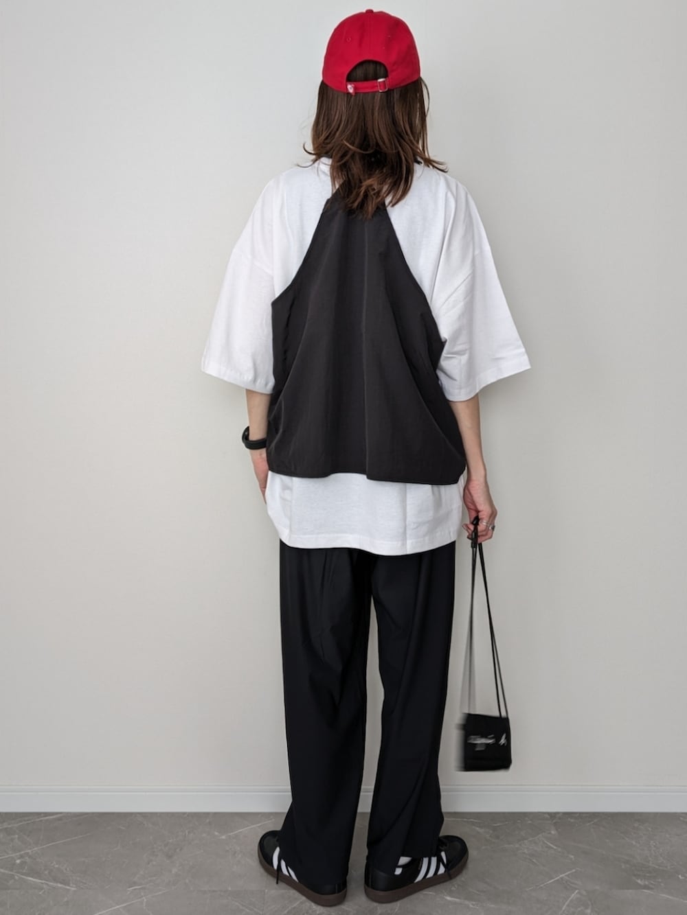 HALさんの「HAL×COURO ナイロンフィッシングベスト（COURO）」を使ったコーディネートの2枚目の写真