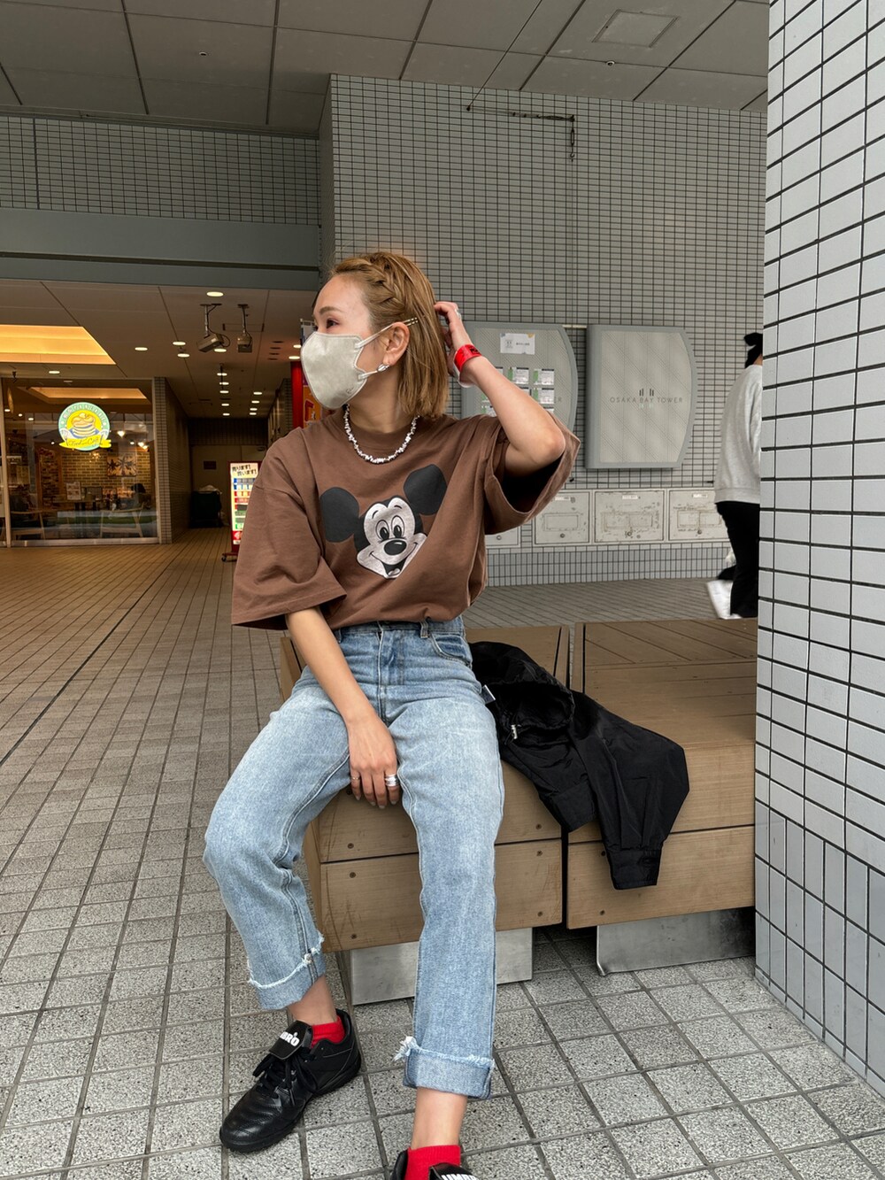sayaです 𝚜𝚊𝚢𝚊｜feepur by sayaのデニムパンツを使ったコーディネート