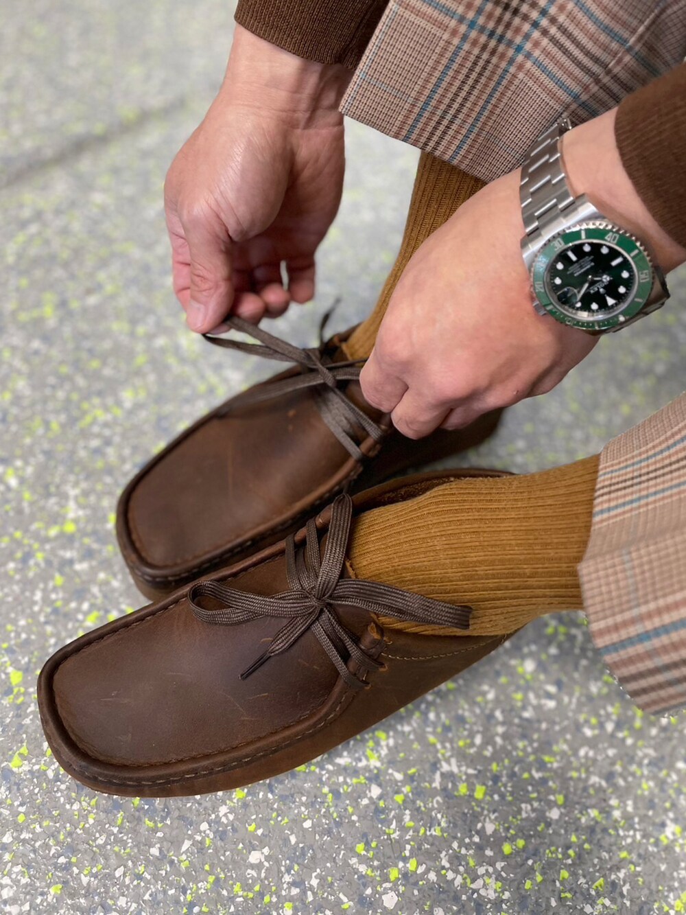 「ootd、outfit、united arrows、BEAUTY&YOUTH UNITED ARROWS、clarks、fashion、casual、STYLE、TODAYFUL、spring、大人カジュアル、カジュアルコーデ、春夏コーデ、Taiwan、ビッグシルエット」｜「BEAUTY&YOUTH UNITED ARROWSのアイテム（ダウンベスト、シルバー系）」を使った、加州さん（メンズ・168cm）の春コーディネートの2枚目の写真