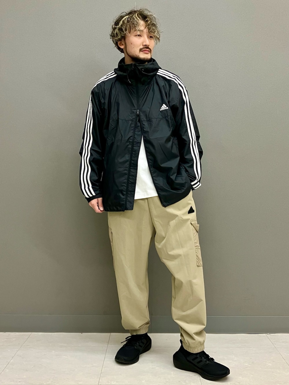 IN(アディダス ブランドコアストア 横浜ジョイナス)｜adidasのナイロン