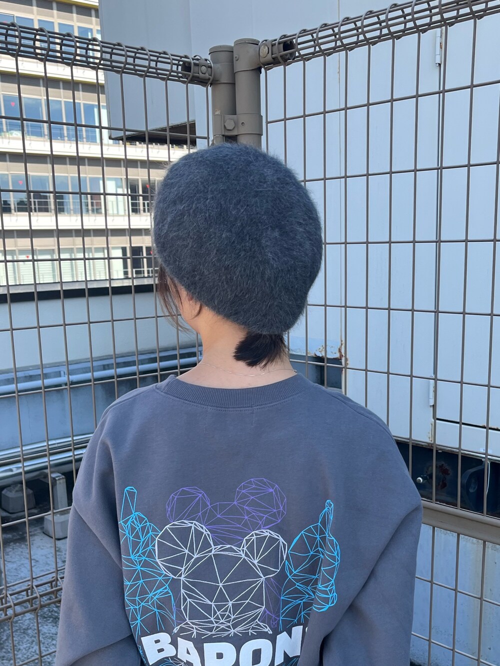 「秋っぽコーデ更新中、お出かけコーデ、おしゃれさんと繋がりたい、シャポードオー、override 、きれいめコーディネート、グレー、高身長女子、女子会コーデ、ビーニー」｜「Chapeau d' Oの【Sweet 11月号掲載】Chapeau d' O  AG Beret Beanie（ハンチング/ベレー帽、グレー系）」を使った、ﾊﾟェさん（レディース・166cm）の秋コーディネートの3枚目の写真